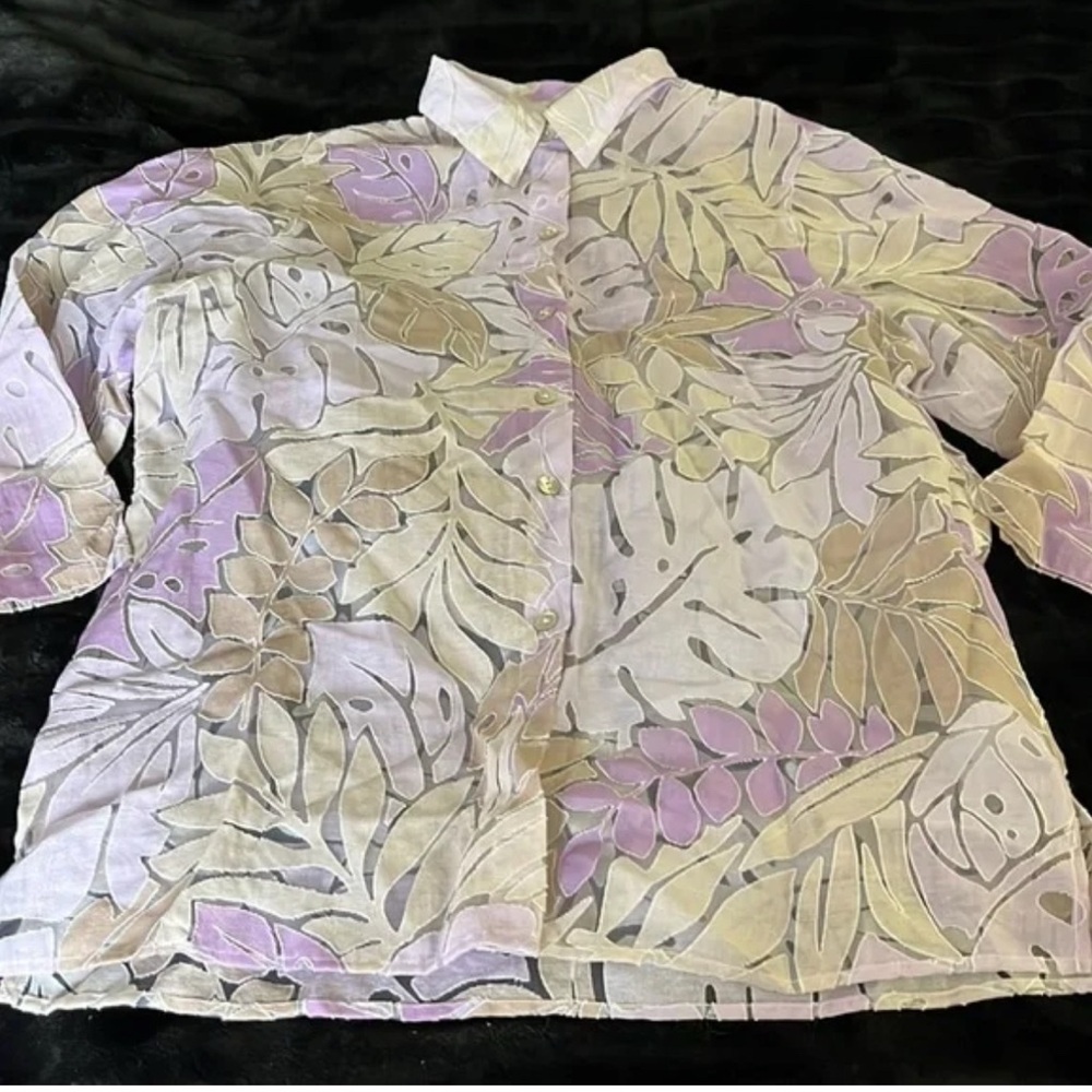 Purple tropical sheer print shirt short sleeve shell button front top 🌿